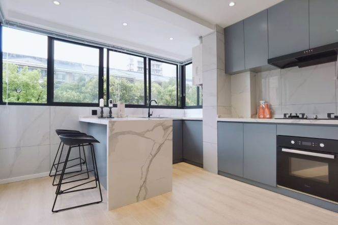 Brightly 3+1 rooms 168sqm close to loushan guan rd area