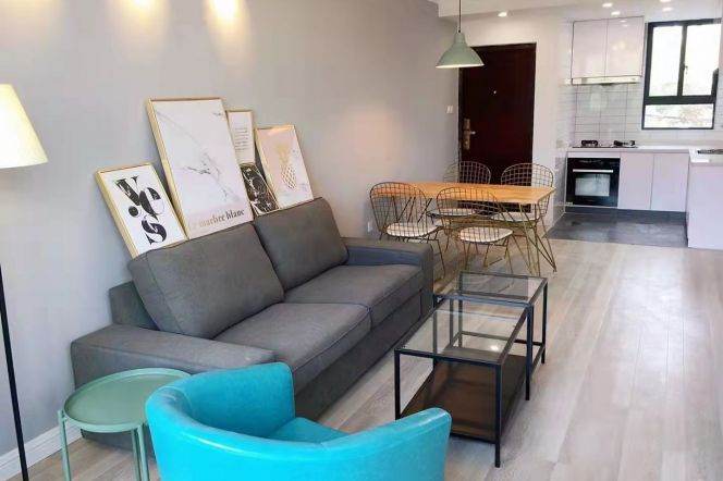 Cozy 2Bedrooms elevator Apt +oven+dryer 2mins to L10/11 Jiaotong Uni.