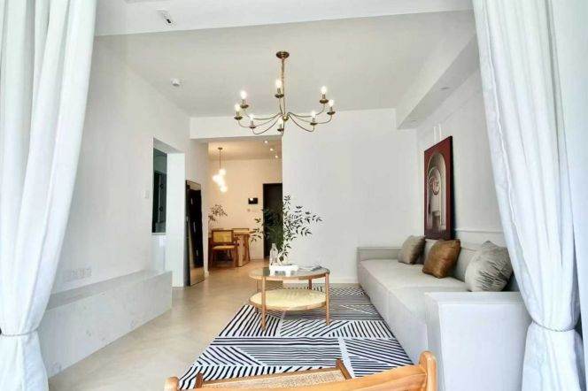 Spacious 2br 2lr/elevator/bright room/big living room,Jinshajiang @L13/3/4