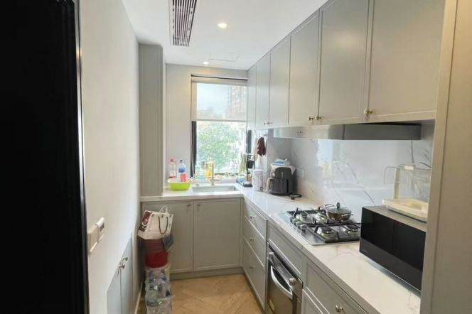 1 br 1 bt near line 1 hengshan rd st 5 mins 