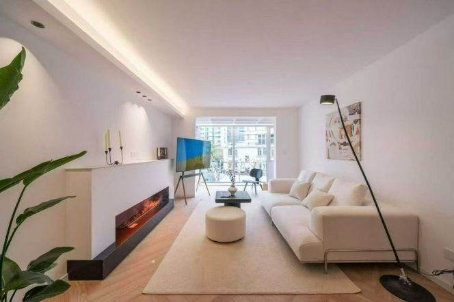 Apartment for Rent near Dapuqiao, Xuhui | 130 sqm | 2-Bedroom | Move-in Ready