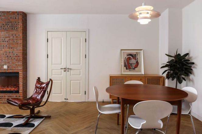  Huaihai Middle Road | 120 sqm | 2-Bedroom | Facing Fuxing Park