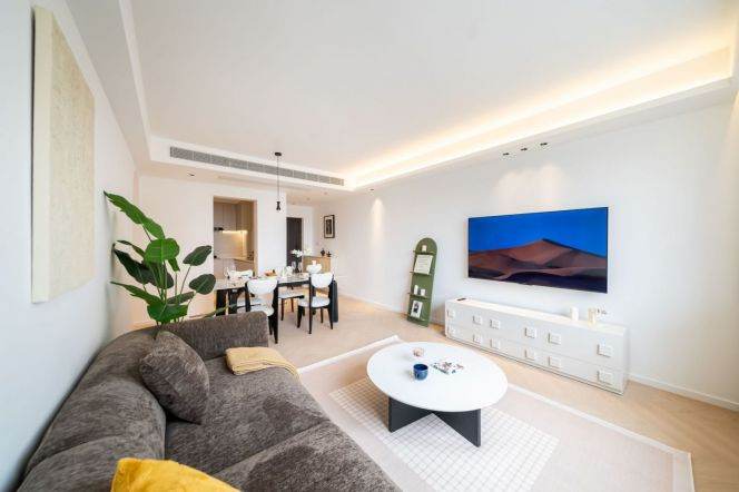 Jiaotong University/2br1bt/central AC/floor heat/oven/bathtub