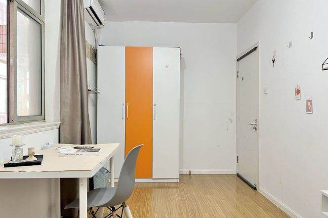 Changning district,big room near Zhongshan park,with nice price short/long term