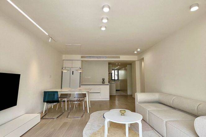 wukang rd 2br2bath110sqm