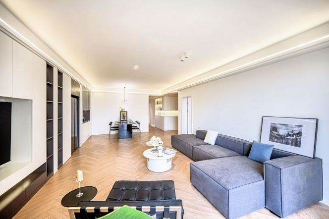 Zhongshan Park/3br2bt/central AC/floor heat/oven/dishwasher/bathtub