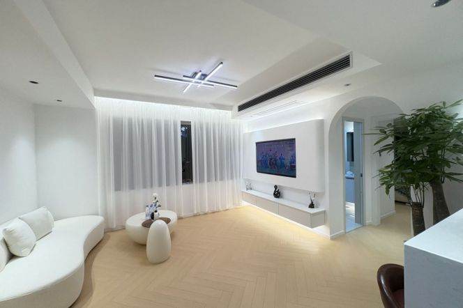 Nice terrace 2Brs/1Lr/1Bt apt nr Jiaotong university,M3/4/10/11