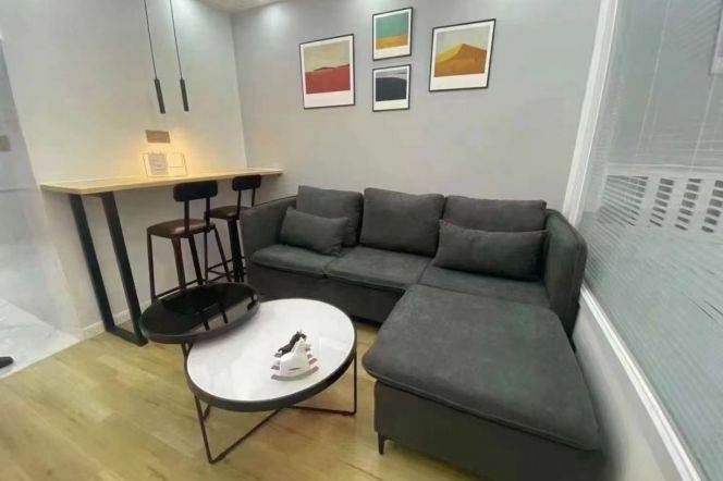 Amazy1BR near Hongqiao RD Sta M3/4/10/5F without Lift/5.6K/Donghua Uni