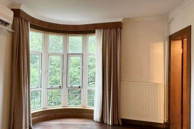 Valuable 3Brs in Artist Court