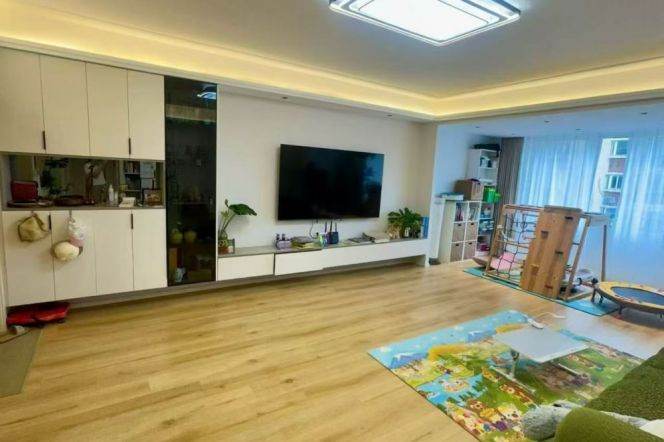 Gubei Hongmei rd 3BR 2BATH apartment