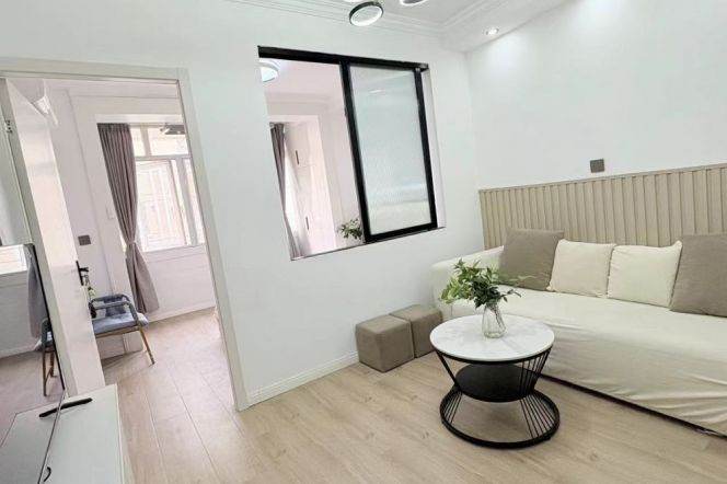 Civilized community 1BR+1LR/ Songyuan rd Sta M10 /3F/6.2K /45sqm 