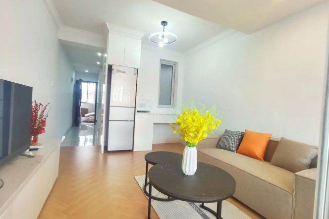 Brand new 1BR Hongqiao RD Sta M3/4/10/5F without Lift/6K/48sqm