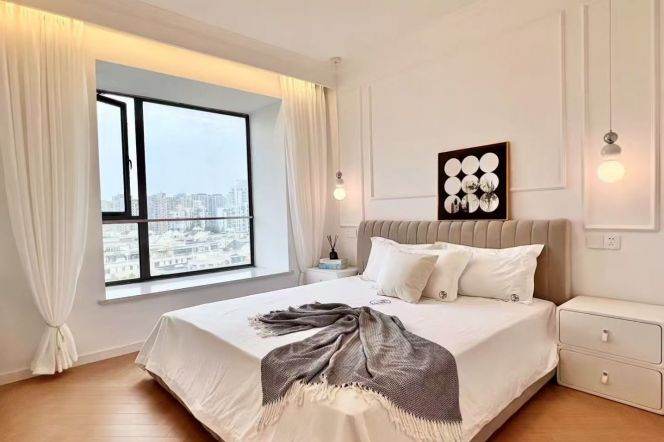 2Br,Outdoor Balcony,NearShanghai West  Railway Station,Line 11