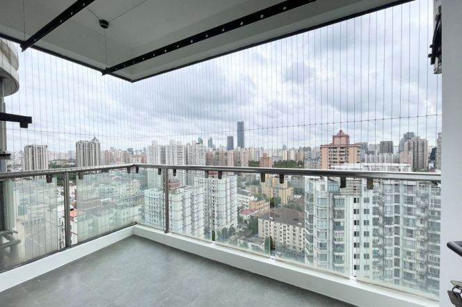 190 sqm 4 br Apt &balcony &wall heating/changning 24K