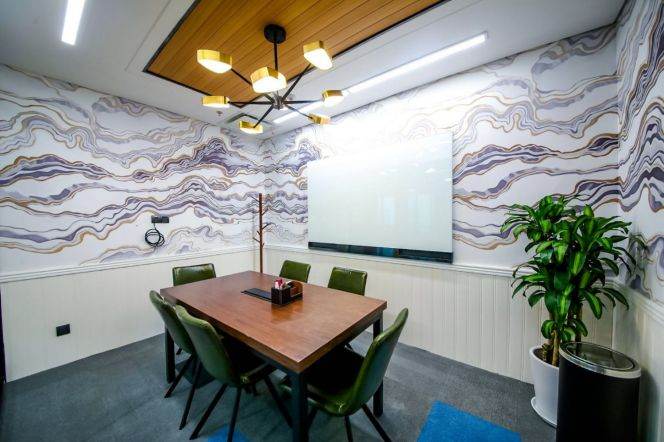 Well-Equipped Office near People square, with Large Window, Ready for Immediate Occupancy