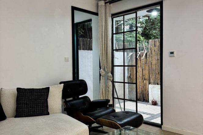 Sunny & Cozy 1Br + private yard | Jiaotong University L10/11 | 13.9K