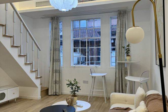 Spacious 1Br Loft style |South Shanxi rd & Iapm | Mid Huaihai rd metro L13