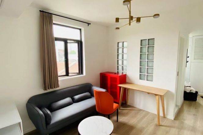 1BR 1LR / bright and cozy / great view / near IAPM