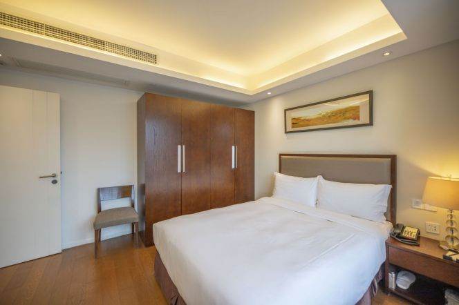 1BR with elevator near line 1 N.Zhong'shan Rd can accept any one month and above leasing