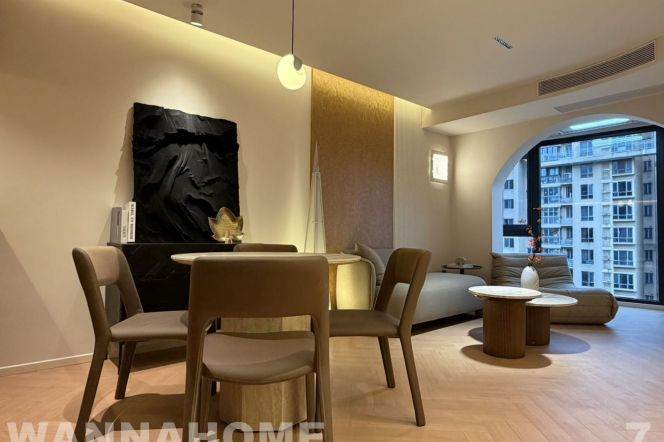 Garden Compound/Line 12 MT/Caohejing Hi-Tech/French Windows/Large Storages/Cozy1br