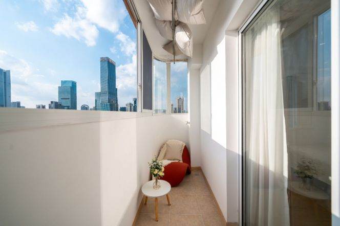 Homey 3br high-rise nr South Shaanxi Rd &Jing'an Temple  