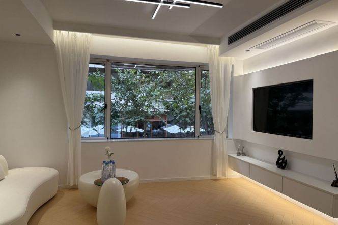 Big terrace Jiaotong Uni 2BRs  /  Spacious / Bright / Modern/ elevator