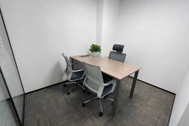 340sqm furnished office W Nanjing Rd