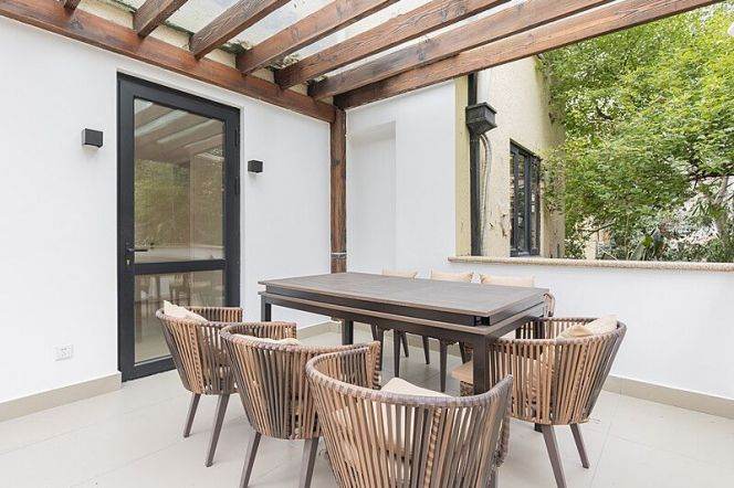 changle rd 3br160sqm with terrace