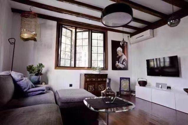 Cozy 2br with price terrace,Line 1/10/12 South Shanxi Road St.