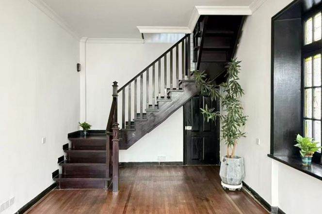 Valuable 3Brs @TianPing Rd with Terrace