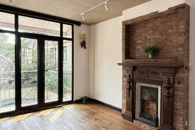 Valuable 3Brs @TianPing Rd with Terrace