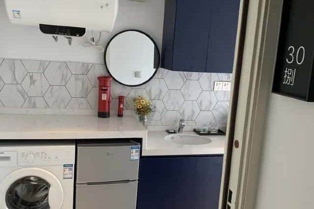 Modern 1br serviced apt Jing'an nr IAPM L1,2,10,12