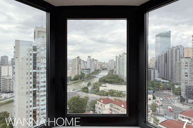 Amazing Curved Balcony+Panoramic Windows/Hanzhong Rd/Suzhou Creek/Bathtub/Large Storages/Cozy2br