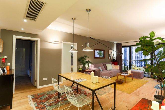 Modern 4BR 2BA High-Rise Residence nr Hongqiao Rd Station