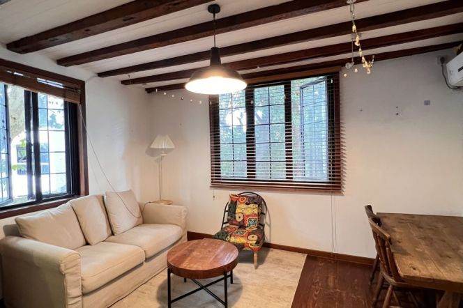 iapm lane house 2BR 2.5bath Top Rooftop Terrace 