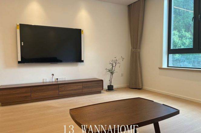 Spacious&Bright&Fabulous 2Bdrs 2Baths/L2/15 Lou Shan Guan Rd/Greenery View