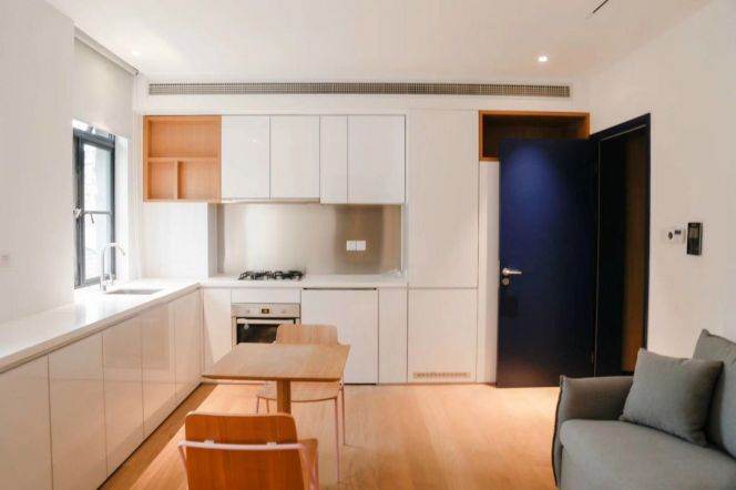Elegant luxury 1br serviced apt in Xuhui nr L1,7,10