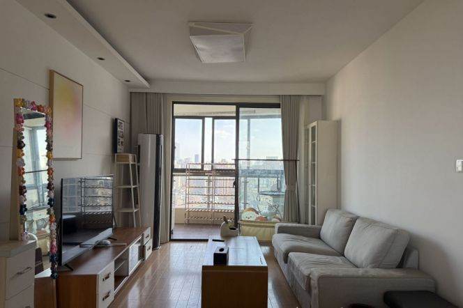 2BR 1BA /  Spacious / Bright / Quiet / Great compound  /Good view