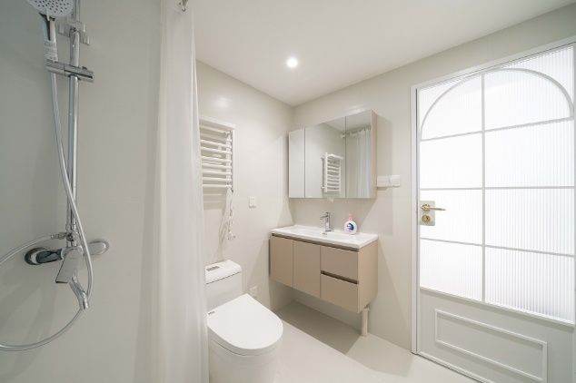 Spacious 3br Apt MTR Jiaotong university