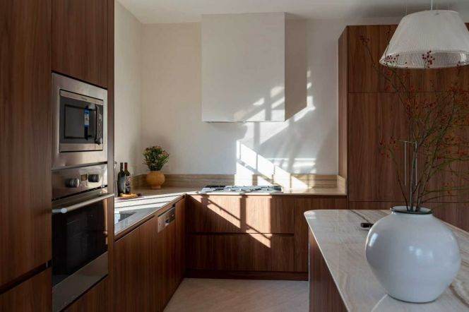 Huaihai rd/Xintiandi 2br150sqm