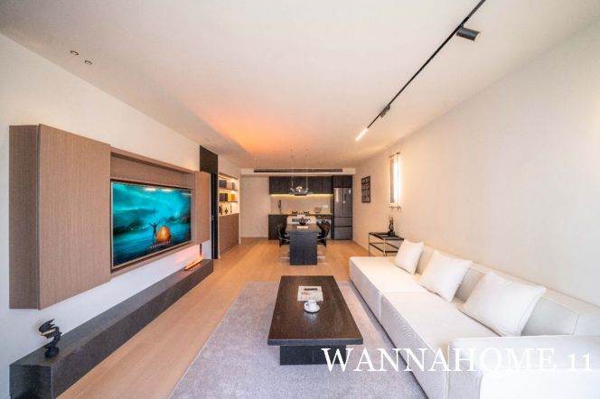 Modern&Spacious&Bright 2Bdrs 1Bath/Great&Large Terrace/L8 North Xizang Rd