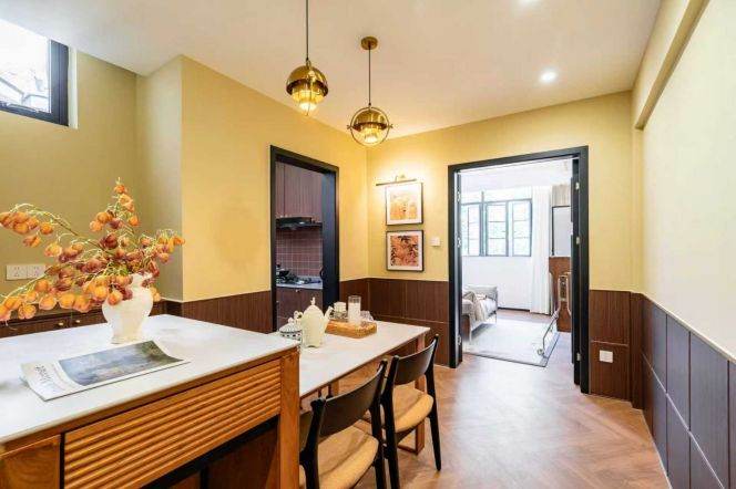 Character High ceiling Xinle/Xiangyang Rd Historical Apt. 12.8K    