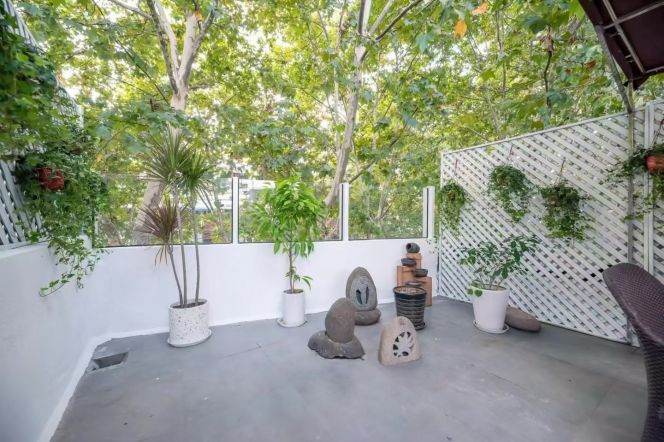 Detached House in south Xiangyang Road