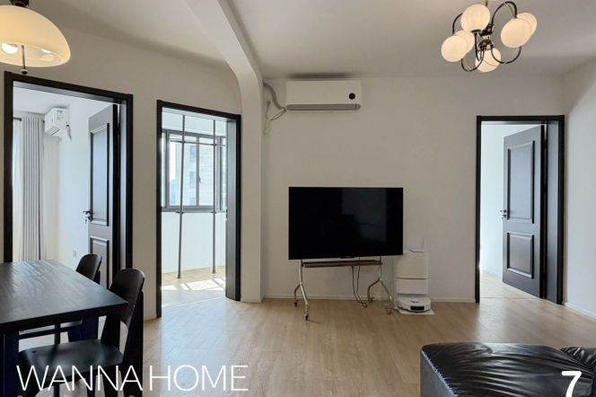 Exquisite Renovation/Jiaotong Uni/Fantastic View/Large Storages/Heater/Cozy2+1br