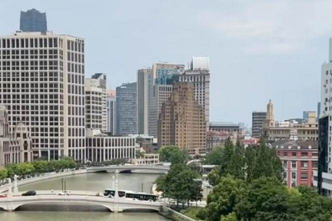 Morden 2brs with floor heatig and river view beside Su zhou river