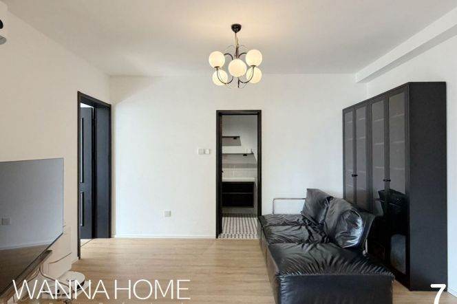 Exquisite Renovation/Jiaotong Uni/Fantastic View/Large Storages/Heater/Cozy2+1br