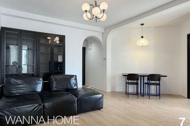 Exquisite Renovation/Jiaotong Uni/Fantastic View/Large Storages/Heater/Cozy2+1br