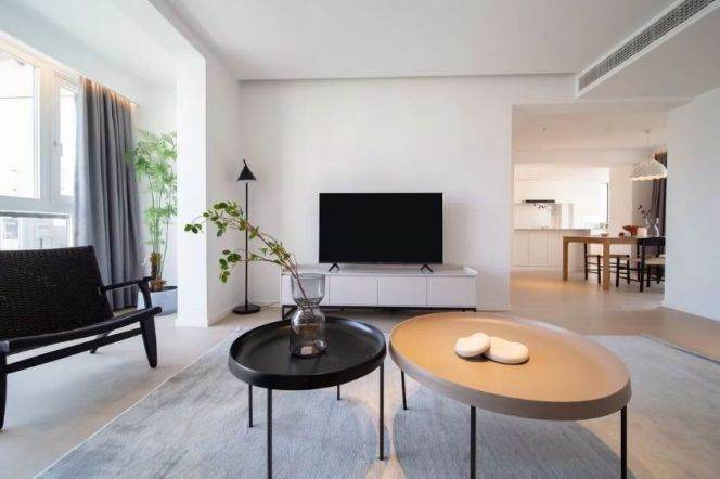 Morden 3brs with floor heating and balcony belong to Lujiazui 