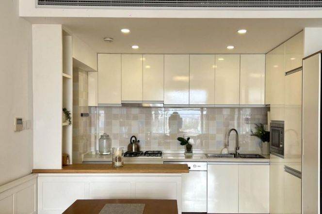 Morden 2brs with balcony  beside famous IAPM