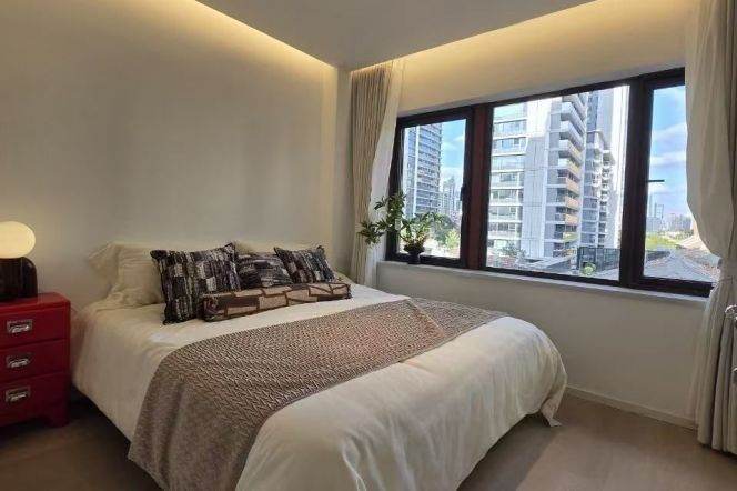 1 br near L4 luban rd station+elevator